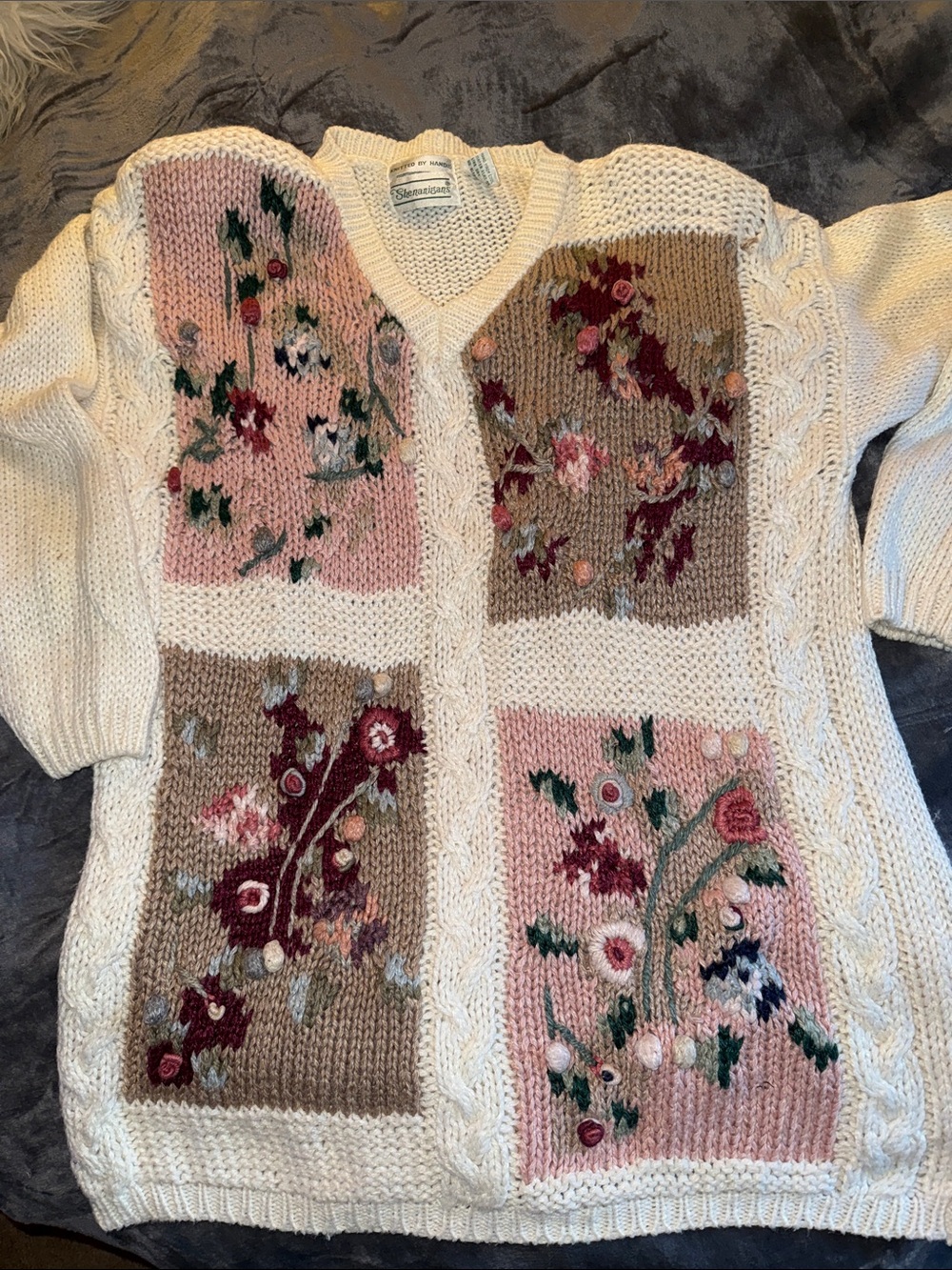 Vintage shenanigans hand-knitted sweater L